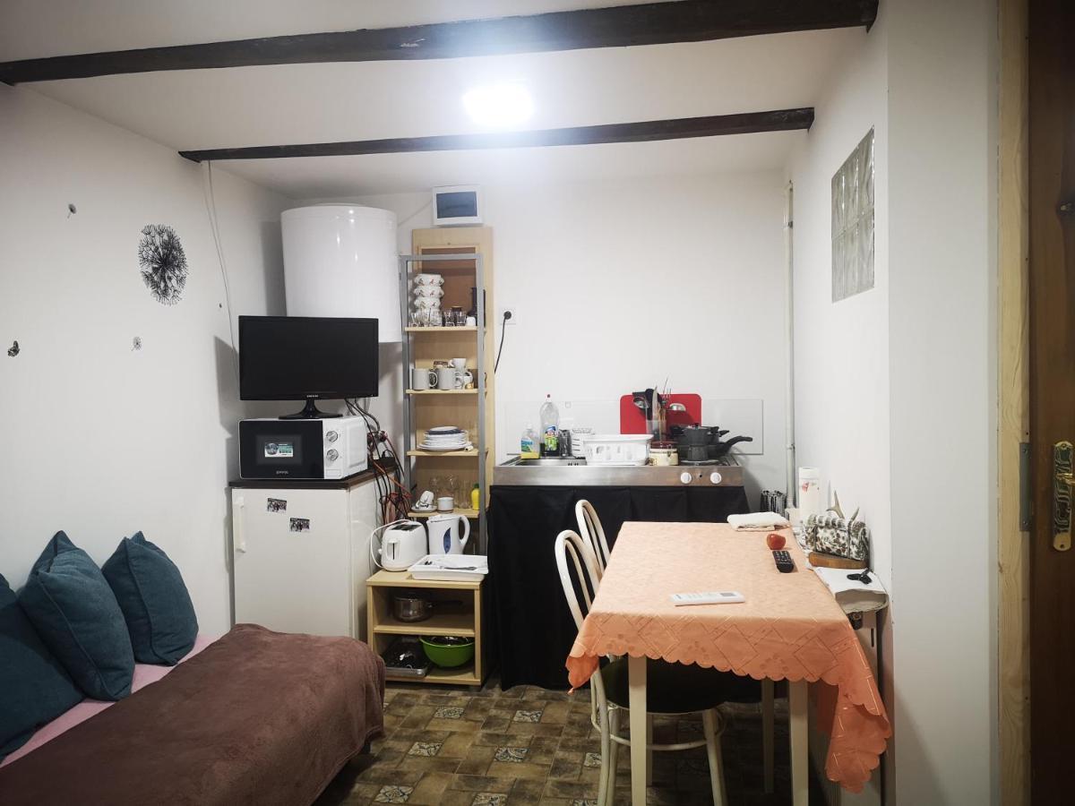 Kúti Vendégház Bakonykuti Exterior foto