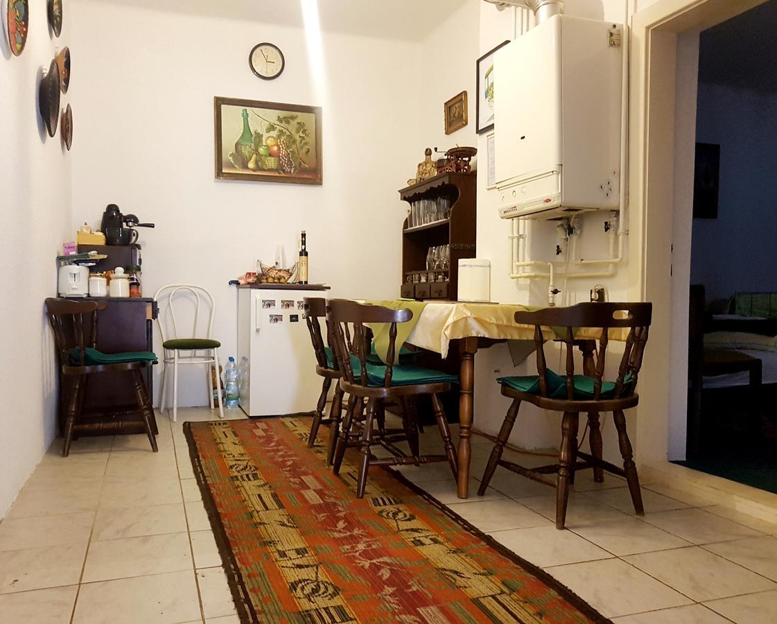 Kúti Vendégház Bakonykuti Exterior foto